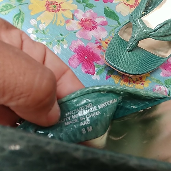 NINE WEST SANDALS - Picture 8 of 8